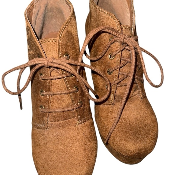 5 for $40 SALE! 
Shi by Journeya Faux Suede, Wedge, Lace Up, Ankle Booties 8.5 - Picture 4 of 14